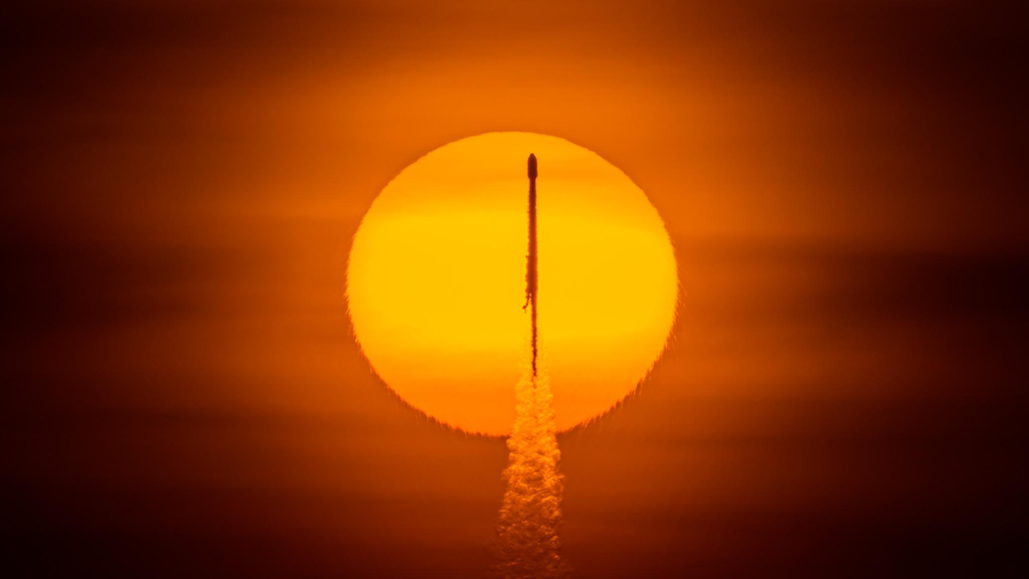 Falcon sunrise this morning.