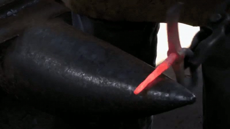 Forging a corkscrew