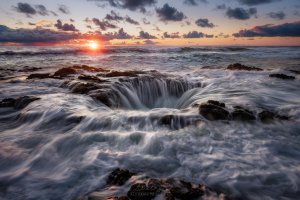The Most Dangerous Spot I've Ever Photographed - Thor's Well [OC][2500x1667]