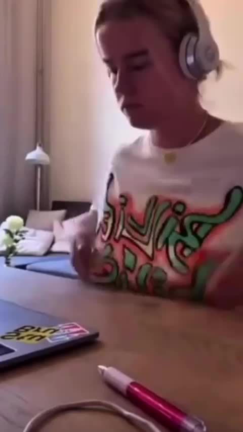 overboob