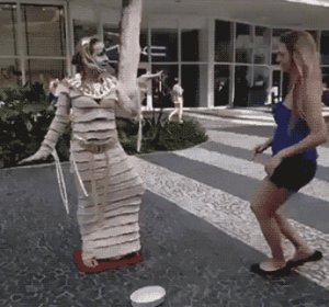 Lemme slap this mummy bitch! WCGW