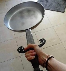 Frodo, tienes mi espada